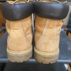 Mens size 9 Timberland Boots. Style: Hamilton SPOTTED: Lewis Hamilton Wears Custom Timberland Boots to Las  main image 4